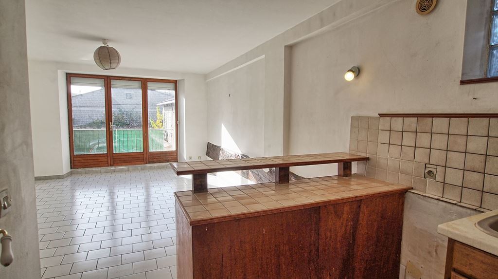 Appartement Studio LA QUEUE LEZ YVELINES (78940) WEST BRIDGE