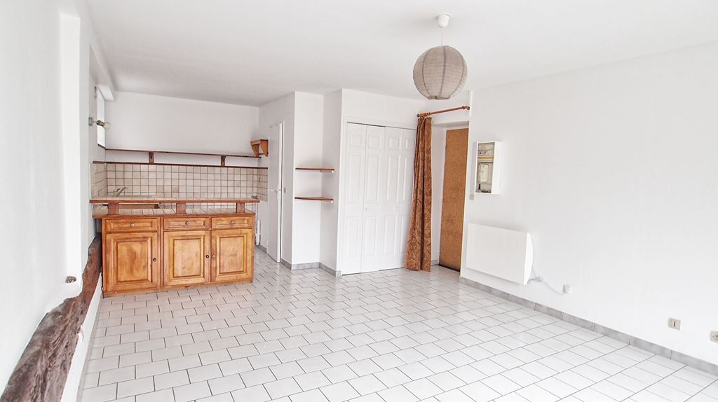 Appartement Studio LA QUEUE LEZ YVELINES (78940) WEST BRIDGE